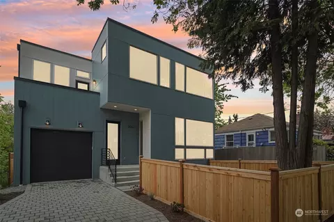 8043 Wallingford Ave N, Seattle, WA 98103