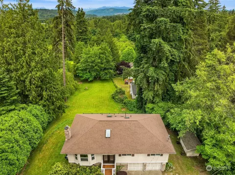 18121 Yew Way, Snohomish, WA 98296