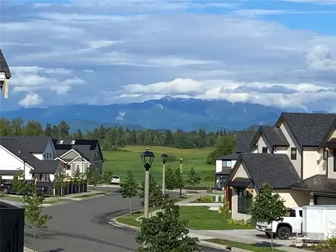 1901 Benjamin Ct, Lynden, WA 98264