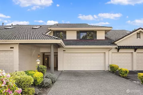 1235 140th Pl NE, Bellevue, WA 98007