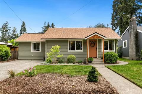 14340 Courtland Pl N, Seattle, WA 98133