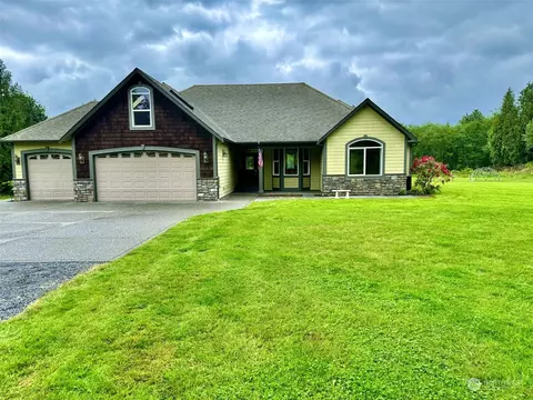 20219 44th Ave NW, Stanwood, WA 98292