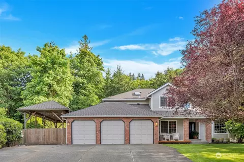 16935 84th Ave NE, Kenmore, WA 98028