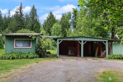 16640 Vail Loop SE, Rainier, WA 98576 photo 5