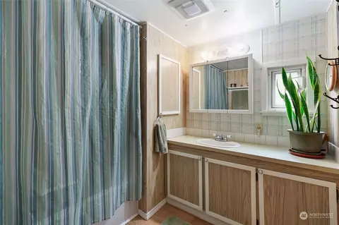 16640 Vail Loop SE, Rainier, WA 98576 photo 18