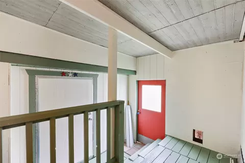 16640 Vail Loop SE, Rainier, WA 98576 photo 23