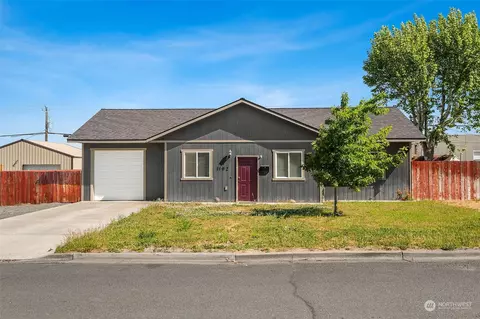 1102 E Terrace Ave, Moses Lake, WA 98837
