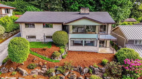 1107 NW 196th St, Shoreline, WA 98177
