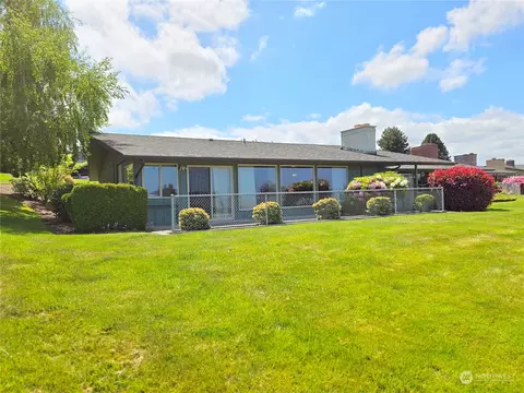 1301 S 3rd Ave #4A, Sequim, WA 98382 photo 6