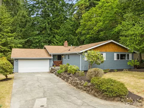 9519 51st St W, University Place, WA 98467