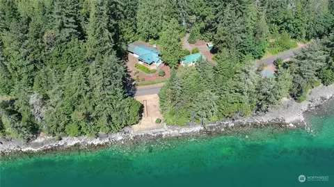 80 Seal Rock Rd, Brinnon, WA 98320