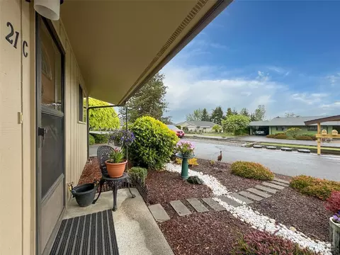 1301 S Third Ave #21C, Sequim, WA 98382 photo 4