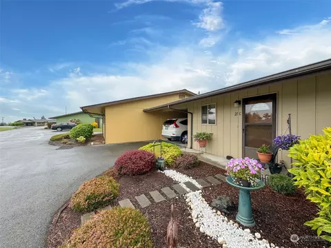 1301 S Third Ave #21C, Sequim, WA 98382 photo 3