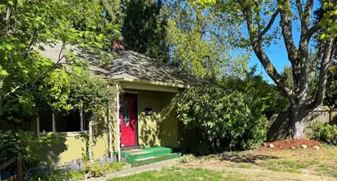11617 74th Ave S, Seattle, WA 98178