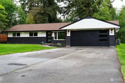 19714 71st Pl W, Lynnwood, WA 98036