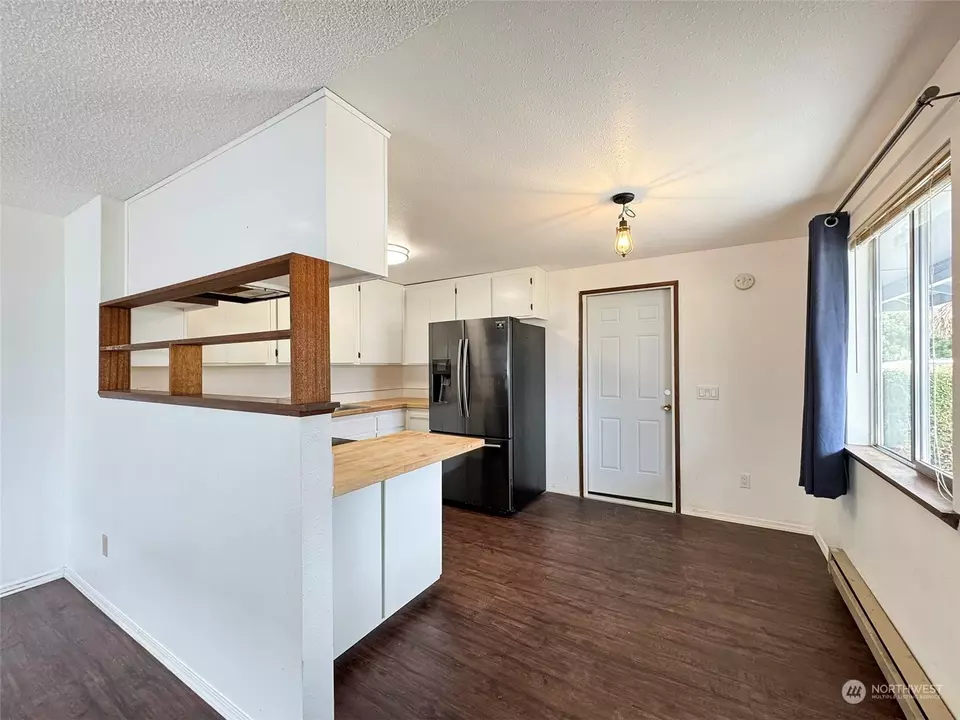 Kitchen - 206 W Prairie St, Sequim, WA 98382 photo 1 of 6