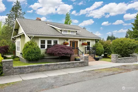 2829 Russell St, Bellingham, WA 98225