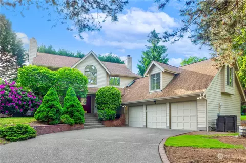 22940 NE 15th Pl, Sammamish, WA 98074