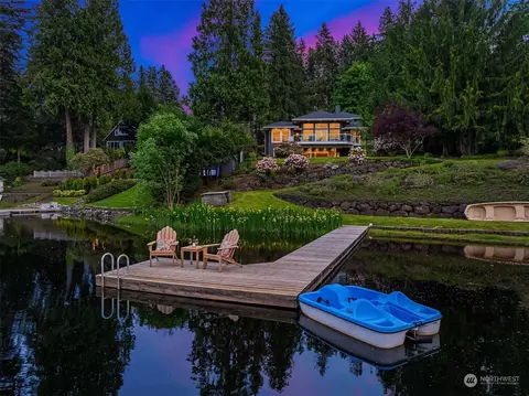 2065 E Beaver Lake Dr SE, Sammamish, WA 98075
