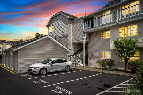 12423 4th Ave W #6301, Everett, WA 98204