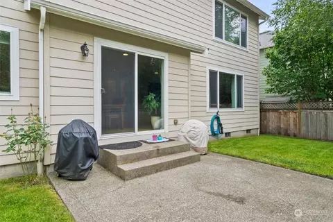 Exterior - 4927 Switchback Loop SE, Lacey, WA 98513 photo 6 of 8
