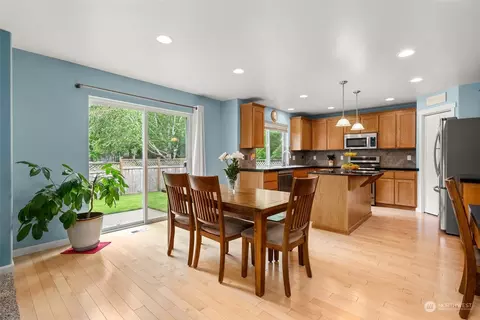 Dining - 4927 Switchback Loop SE, Lacey, WA 98513 photo 1 of 1
