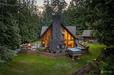 410 Niemi Rd, Longview, WA 98632
