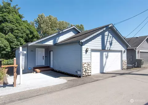 3116 12th St, Everett, WA 98201