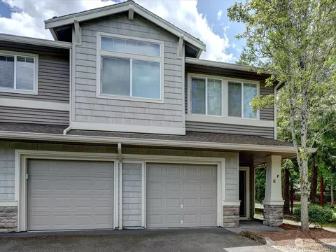 6135 Hazel Ave SE #E5, Auburn, WA 98092