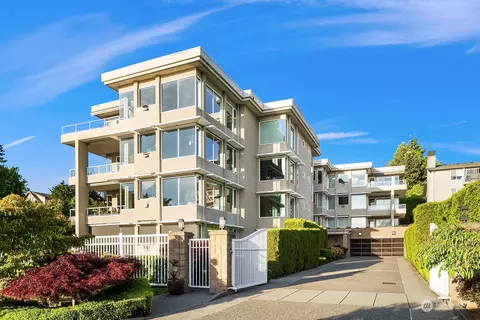 6424 Lake Washington Blvd NE #12, Kirkland, WA 98033