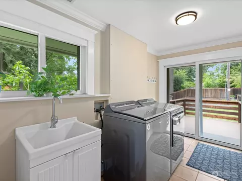 16818 51st Ave SE, Bothell, WA 98012 photo 12