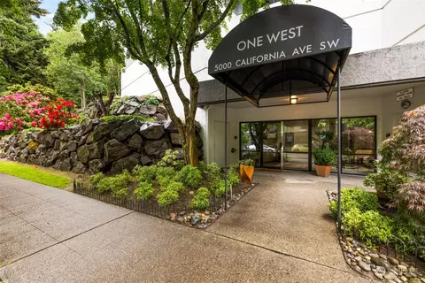 5000 California Ave SW #305, Seattle, WA 98136