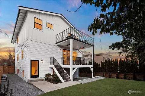 2501 E Ward St, Seattle, WA 98112 photo 3