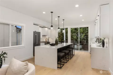 2501 E Ward St, Seattle, WA 98112 photo 14