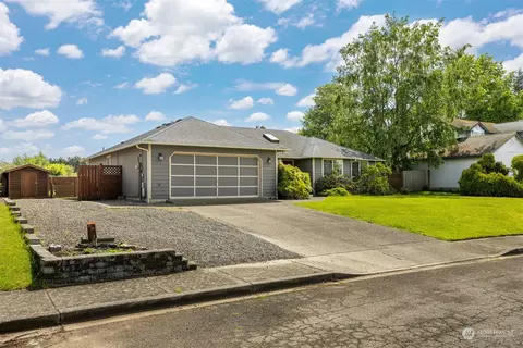 2463 Sunshine Dr, Ferndale, WA 98248