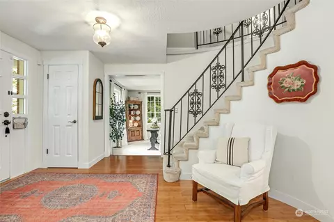 Entry Way - 15629 Cascadian Way, Bothell, WA 98012 photo 4 of 6