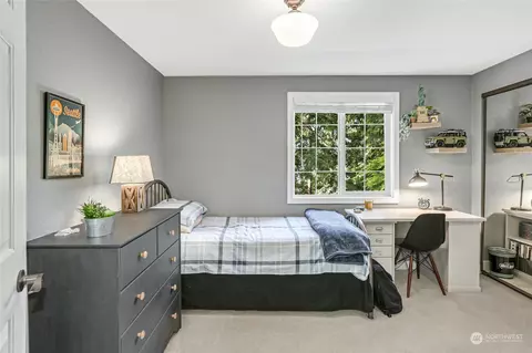Bedroom - 15629 Cascadian Way, Bothell, WA 98012 photo 3 of 4