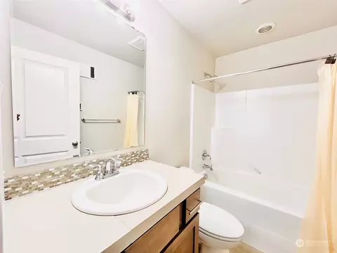 16203 5th Dr SE, Bothell, WA 98012 photo 32