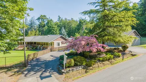 9325 172nd St NW, Stanwood, WA 98292