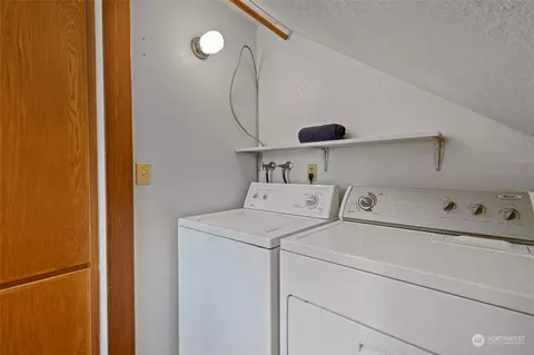 6537 Columbia Beach Dr, Clinton, WA 98236 photo 17