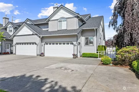 2272 James Cir #D, Lynden, WA 98264