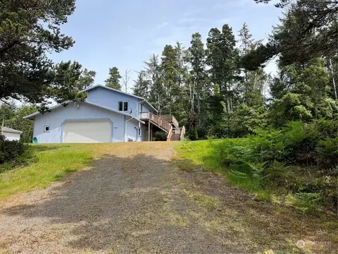 27402 X Ln, Ocean Park, WA 98640