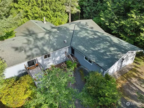 180 Goliah Ln, Port Ludlow, WA 98365