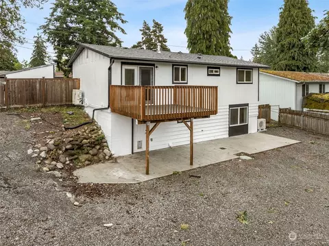 27221 118th Ave SE, Kent, WA 98030