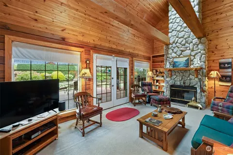 Living - 323 Macleay Rd, Sequim, WA 98382 photo 3 of 3