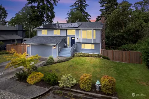 3332 43rd Pl NE, Tacoma, WA 98422