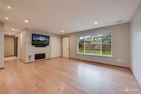 1405 Pine St, Everett, WA 98201 photo 6