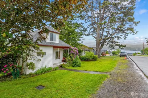 2830 Martin St, Bellingham, WA 98226