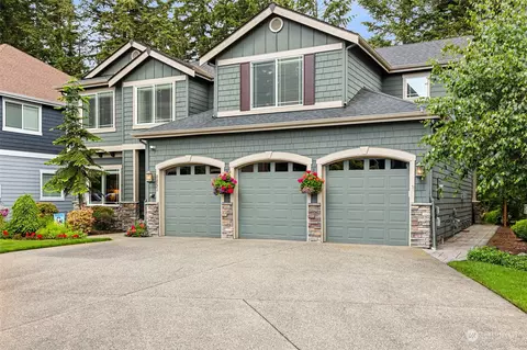 8893 Windham Ct NE, Lacey, WA 98516