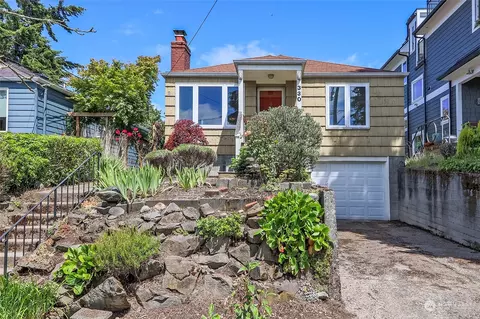 330 NW 76th St, Seattle, WA 98117